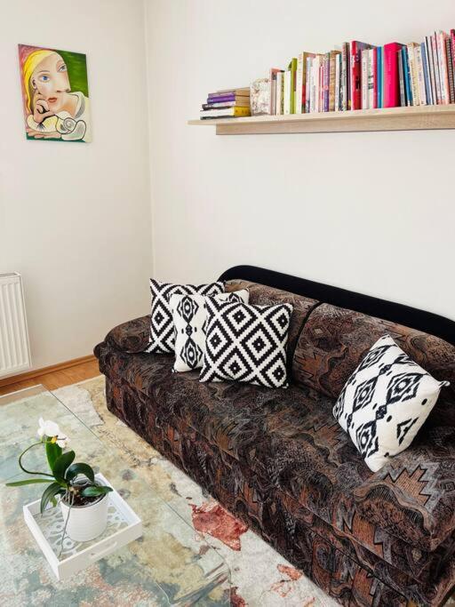 Apartamento Harrison Homes 01